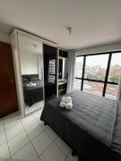 Espaçoso Quarto e sala na ponta verde