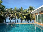 Nana Chat Bangsaen Hotel