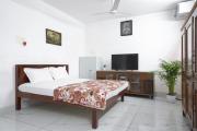 Cozy Studio - Panampilly Nagar