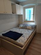 Cres old town studio apartment