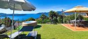 Casa 24 - Trilocale con Vista Lago, Giardino e Idromassaggio Gonfiabile