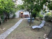 Appartamento in casa bifamiliare con giardino