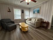 Ocean Breeze ground floor, walk to beach ,pets ok