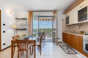 Elegant Terrace Flat Parking near Rho Fiera Mi