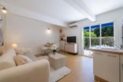 Ground-Floor Apartment with Private Garden Cannes