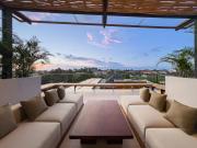 Narawangsa Villa 4br Amazing Sunset Rooftop