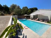 Chambre Studio Piscine Jacuzzi chez l habitant