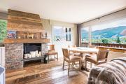 Apartment with balcony 10 min walk from the slopes