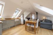 Top Kirknewton