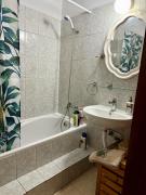 Alison rooms in center