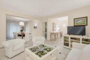 GOLDEN LUXE - Classic 3 Suites sul mare Marmo di Carrara design