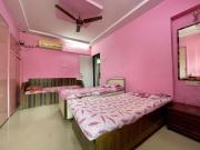SK HOME STAY only for females