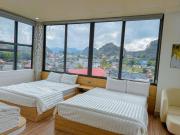 Ong hotel Mộc Châu