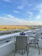 Charming Apartment Overlooking the Airport Soukra
