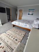 Top Llandysul