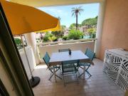 Beau T2 à Golfe-Juan vue piscines parc tropical Résidence du Golf proches plages