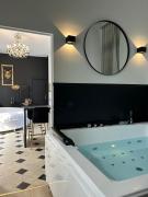 Bulle royale jaccuzi au château à 35 min de Paris