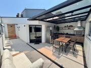 Cobertura com AC e Churrasqueira a 700m da Praia