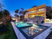 Appart HOTEL 3 Chambres - parking - clim