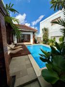 Villa Umawake bungalows by Fave Jaya Residences