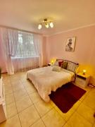 Подобово Низький поверх в 2 мин від м Чернігівська ТЦ Проспект Серце МВЦ