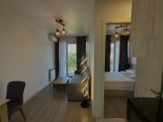 Green House - Apartment with Separate Bedroom