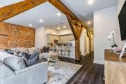 New Orleans Luxury Rentals - THE OAK