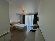 Green House - Studio Apartment with Extra Bed