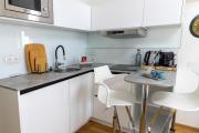Private 1BR Value Stay w Kitchenette and Walk to Tram