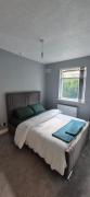 Cosy Stay Near Arena & Leeds Bradford Airport two bedroom House