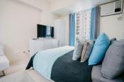 Pool View Studio In Cebu IT Park - Family Friendly