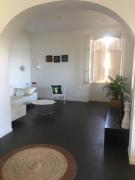 Bas de villa, 90 m2, terrasse, jardin