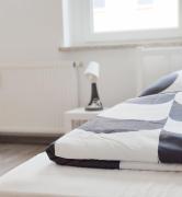 Saubere Unterkunft mit Balkon