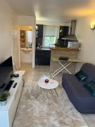 Pretty little modern studio