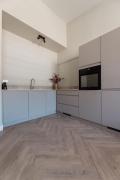 Luxurious Apartment with equipped kitchen