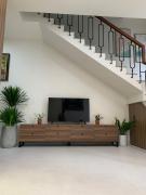 Blue in the middle of the ancient capital