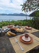 Casa pé na areia - Praia do Lázaro