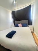 Beautiful Family Apartment On edgware Road