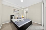 Rockingham Escape Stylish 2br Apt Near Beach and Shops
