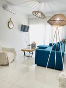 Marion Holiday House