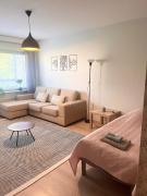 Premium Arctic Retreat - with easy Santa Village access by bus