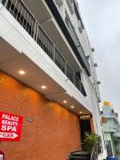 Lavish Hotel BG-Lodge