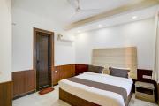 Hotel O Divy Noida Sector 50 Metro Station