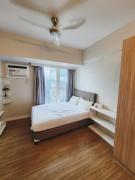 solinea Luxe pool stay city nest