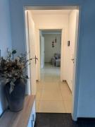 Moderne Erdgeschosswohnung und eigenem Garten für bis zu 4 Personen