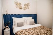 B15 - Golden Terrace Suite