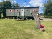 Natures Nook - Luxury XL Wagon Louth Lincolnshire