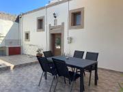 Kamara Cottage - Traditional Stone House