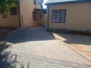 77 Pendleberry Grove