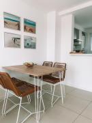 Elegante y moderno departamento a una cuadra del mar